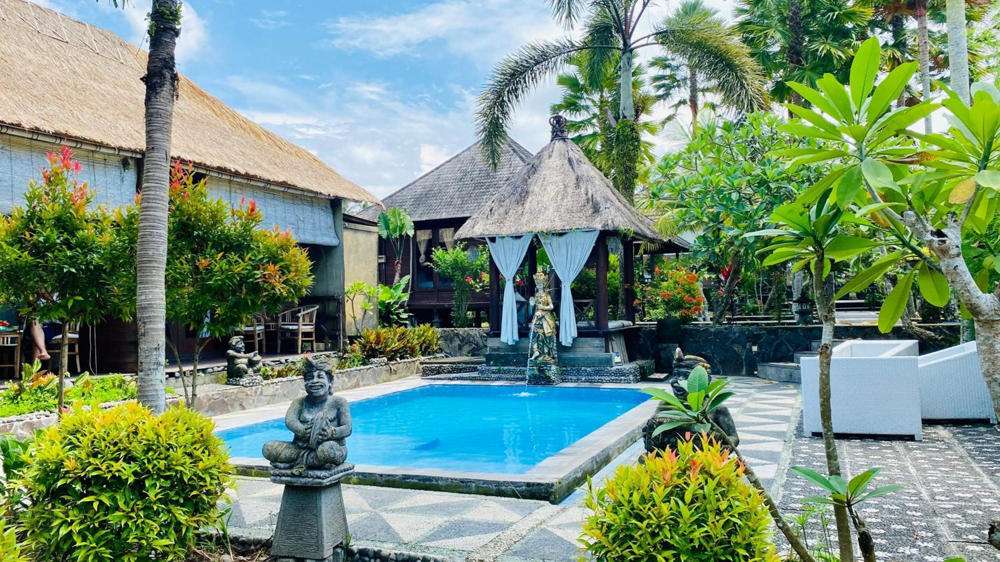 Dong Loka Guesthouse Bali Carangsari Exterior photo