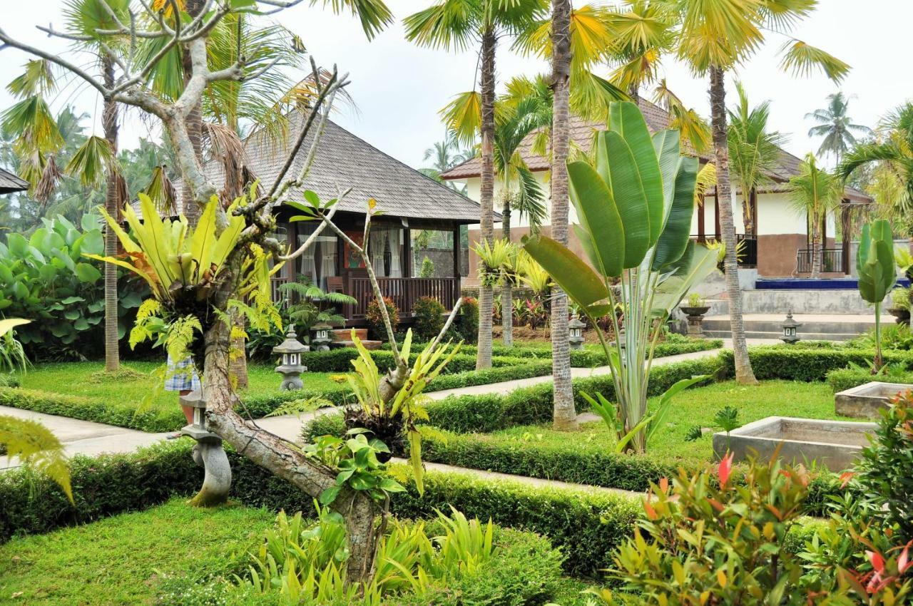 Dong Loka Guesthouse Bali Carangsari Exterior photo
